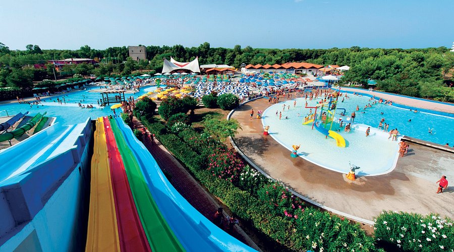 VILLAGGIO A MARINA DI LESINA