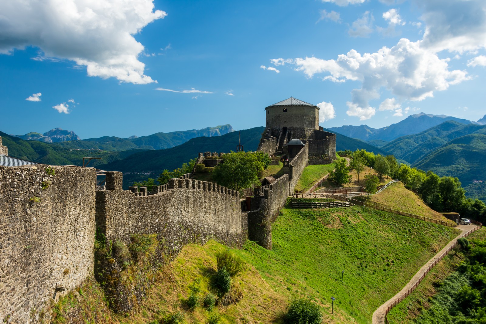 fortezza-verrucole-san-romano-garfagnana-hd